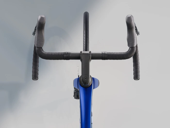 Trek Madone SL 5 AXS Gen 8 hex blue Modell 2025