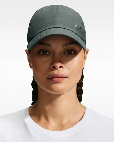 Nike Dri-FIT Club unstrukturierte Metall-Swoosh Kappe