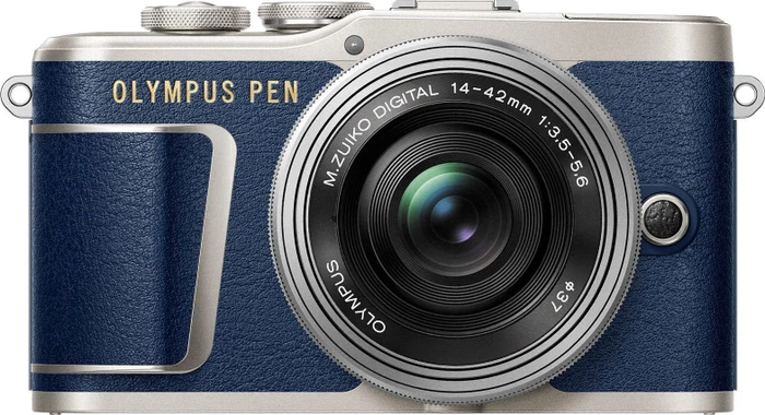 Olympus PEN E-PL9 blau mit Objektiv M.Zuiko digital ED 14-42mm 3.5-5.6 EZ