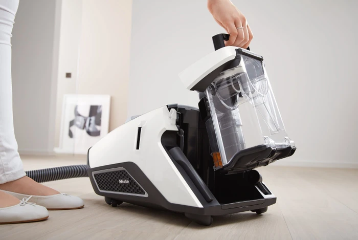 Miele Blizzard CX1 Comfort XL PowerLine SKMF5 lotosweiß