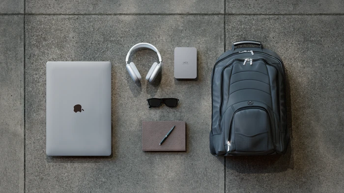 LaCie Mobile Drive V2, Moon Silver, 2TB, USB-C 3.0