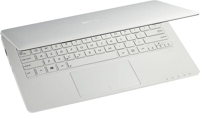 ASUS F200CA-KX095H, weiß, Pentium 2117U, 4GB RAM, 320GB HDD, DE
