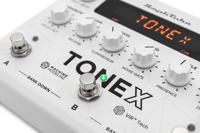 IK Multimedia ToneX Pedal White Limited Anniversary Edition