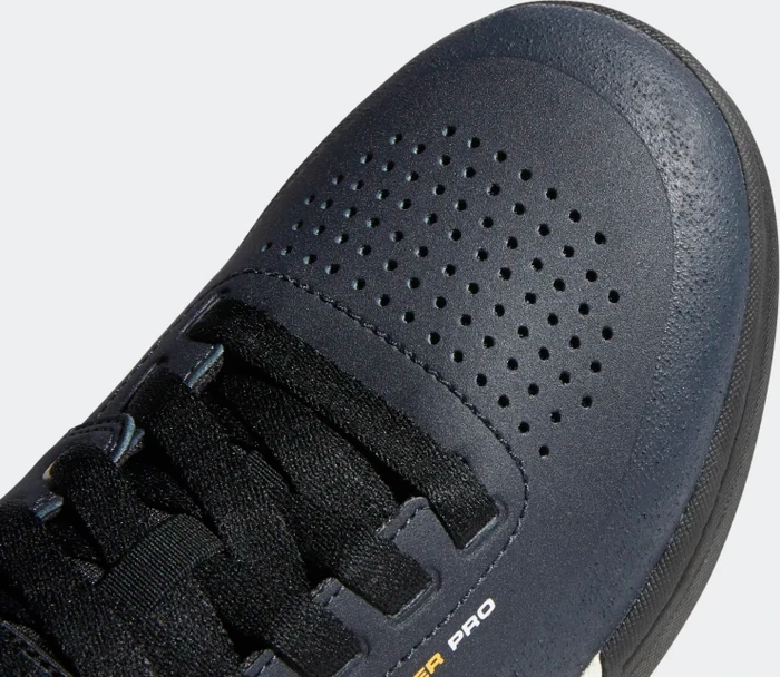 Five Ten Freerider Pro night navy/running white/collegiate gold