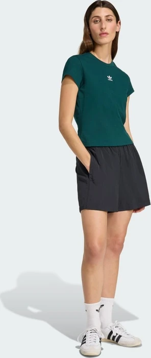 adidas Essentials Slim T-Shirt kurzarm aurora ivy (Damen)