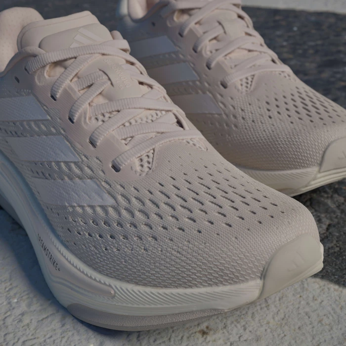 adidas Supernova Prima putty mauve/zero metalic/off white (Damen)