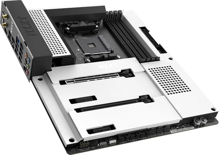 NZXT N7 B550 White (AMD AM4)