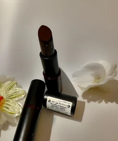 Essence Ultra Last Instant Color Lipstick purple heart, 3.5g