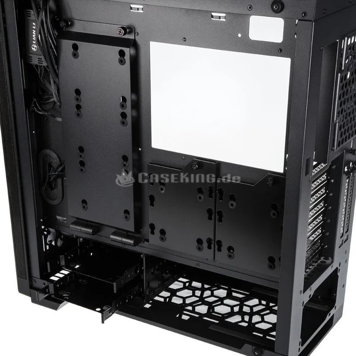 Lian Li Alpha 550X schwarz, Glasfenster