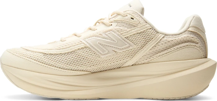 New Balance x District Vision 1080v15 linen/black (Herren)