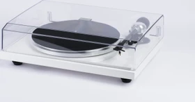 EAT B-Sharp weiß (mit Tonabnehmer Ortofon 2M Blue)