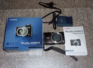 Canon PowerShot SX200 IS schwarz
