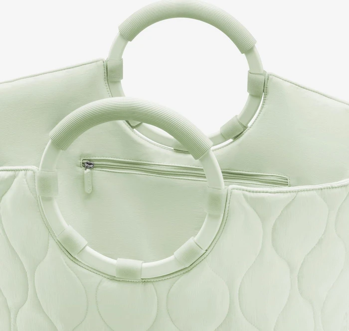 Reisenthel loopbag hobo Handtasche puffer iced matcha