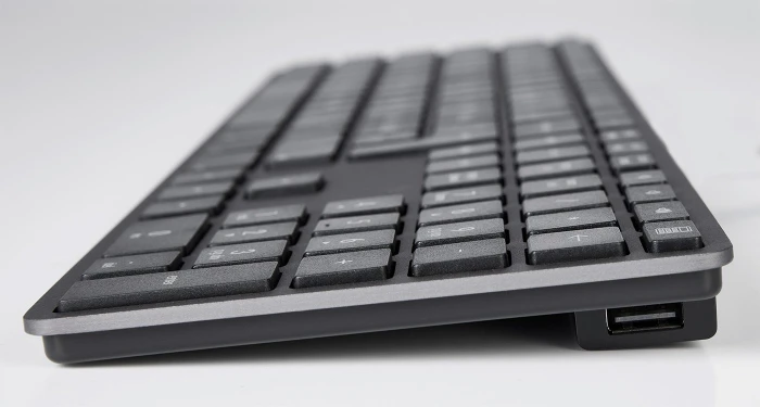 LMP Tastatur mit Zahlenblock für Mac, Space Gray, USB, UK