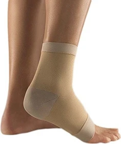 Bort Medical ActiveColor Knöchelbandage Größe L hautfarben, 1 Stück