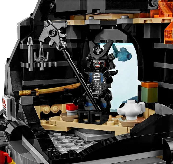 LEGO The Ninjago Movie - Garmadons Vulkanversteck