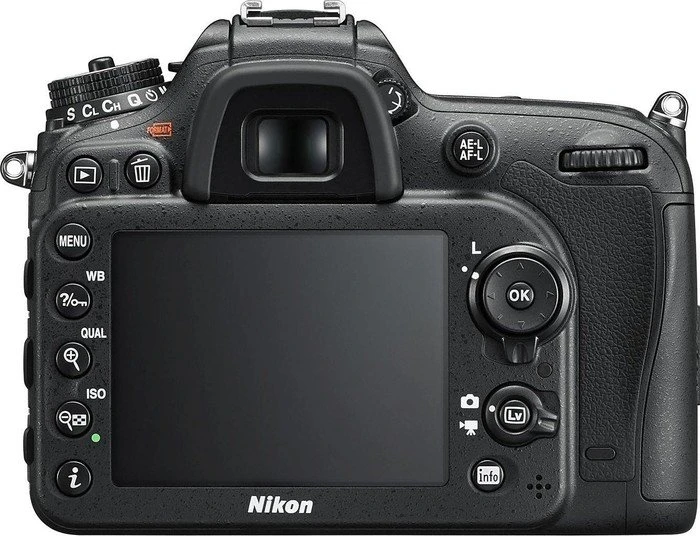 Nikon D7200 mit Objektiv AF-S DX 18-140mm 3.5-5.6 G ED VR