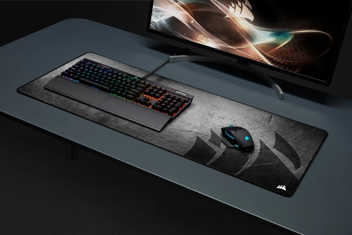 Corsair MM350 PRO Premium Spill-Proof Cloth Gaming Mouse Pad - Extended XL, schwarz/grau