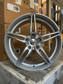 Carmani 15 Oskar 8.5x18 5/114.3 ET42 (verschiedene Farben)
