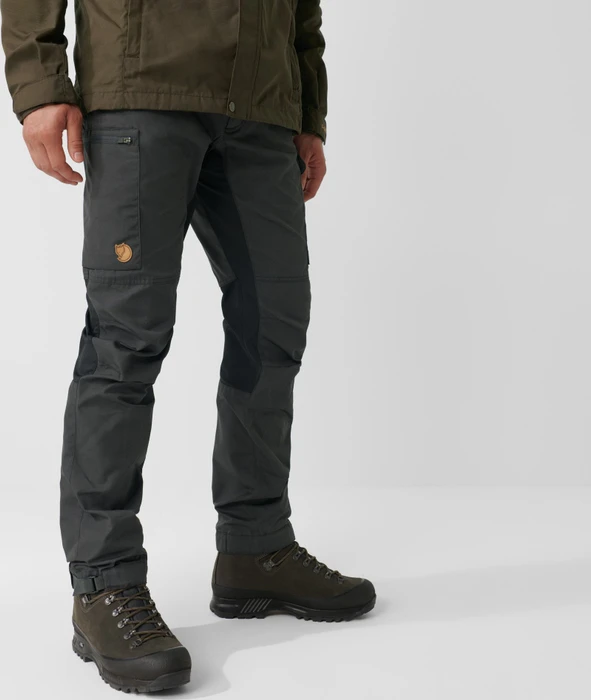 Fjällräven Kaipak Hose lang dark grey/black (Herren)
