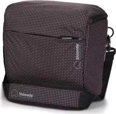 Shimoda Top Loader Medium schwarz/weiß