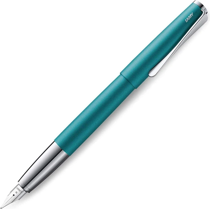 Lamy studio aquamarine, rechte Hand, mittel