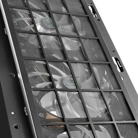 SilverStone Primera PM01 titanium, Acrylfenster