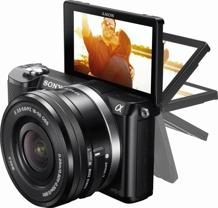 Sony Alpha 5000 schwarz mit Objektiv E PZ 16-50mm 3.5-5.6 OSS und E 55-210mm 4.5-6.3 OSS