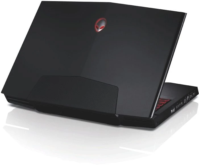 Dell Alienware M17X-5871, Core i7-3740QM, 16GB RAM, 1TB HDD, GeForce GTX 680M, DE