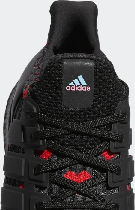 adidas Ultraboost DNA 5.0 core black/vivid red (Herren)
