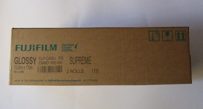 Fujifilm Crystal Archive Supreme Glossy Fotopapier hochglänzend, 152mm, 220g/m², 176m, 2 Rollen