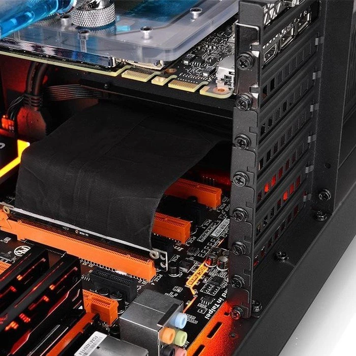 Thermaltake Core P5 schwarz, Acrylfenster