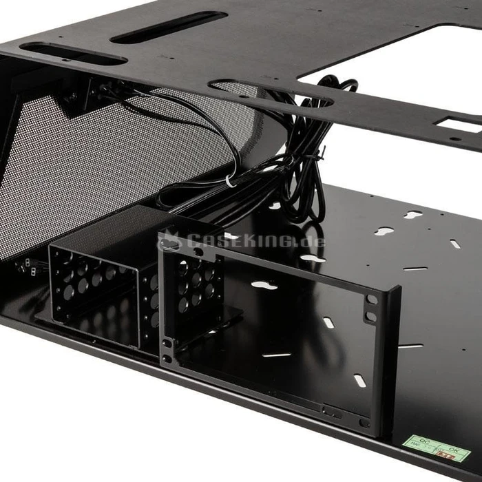 Lian Li PC-T70X schwarz