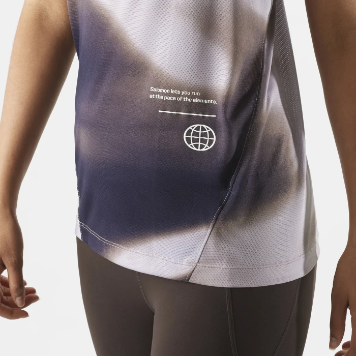 Salomon Shakeout Core Graphic Laufshirt ärmellos etherea/astral aura/cosmic sky (Damen)