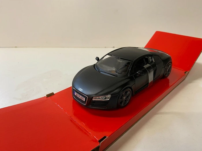 Maisto Audi R8 (31281)