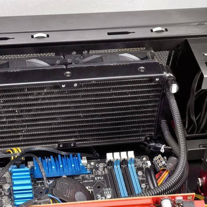 Lian Li PC-A51WRX schwarz/rot, Acrylfenster