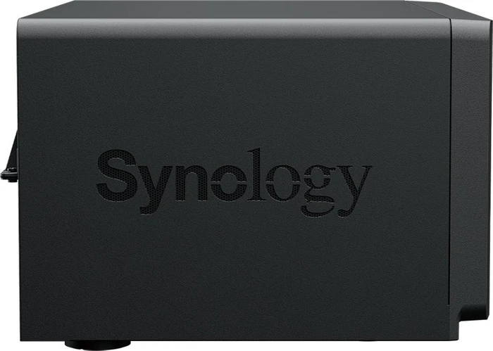 Synology DiskStation DS1825+, 8GB RAM ECC, 2x RJ-45 2.5GBase-T, 3x USB-A 3.0