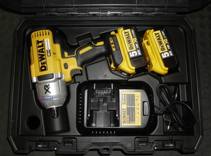 DeWalt DCF899 Akku-Schlagschrauber