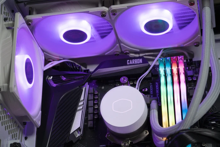 Cooler Master MasterLiquid ML240L RGB V2 White Edition, weiß