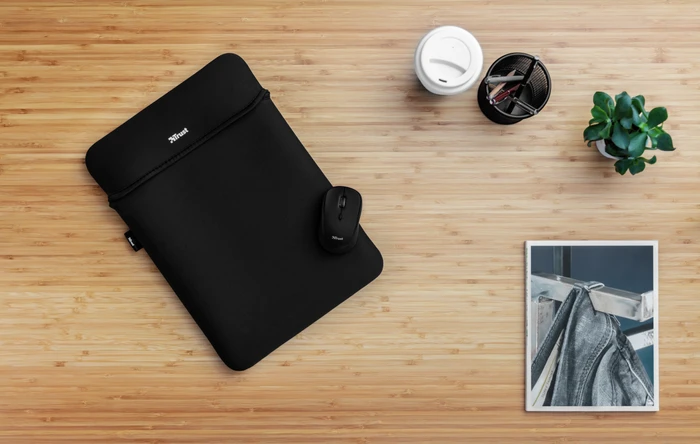 Trust Yvo Wireless Mouse Set mit Wendehülle für 15.6" Laptops, schwarz, USB