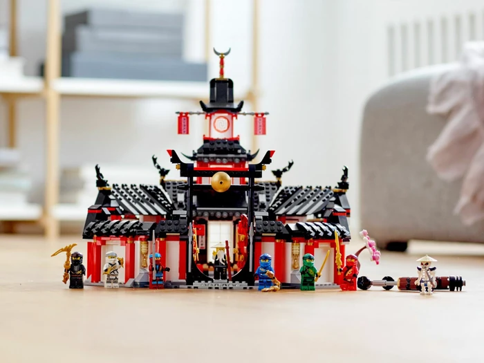LEGO Ninjago Legacy - Kloster des Spinjitzu