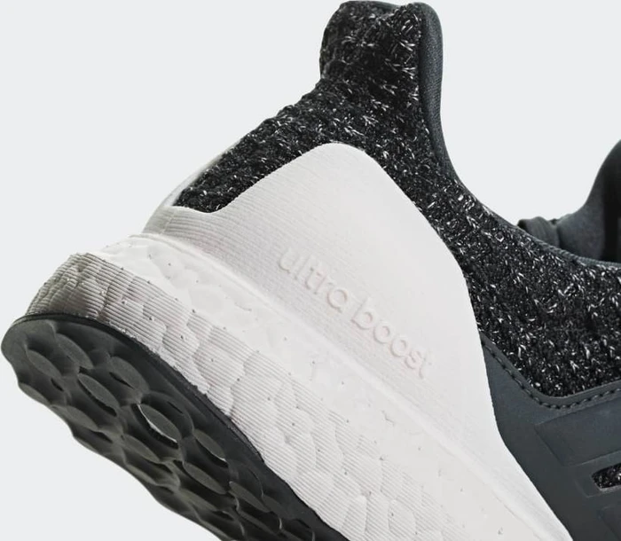 adidas Ultraboost core black/carbon/orchid tint (Damen)