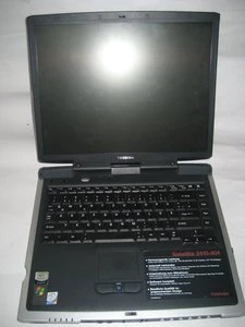 Toshiba Satellite 2410-404, Mobile Pentium 4, 512MB RAM, 30GB HDD, DE