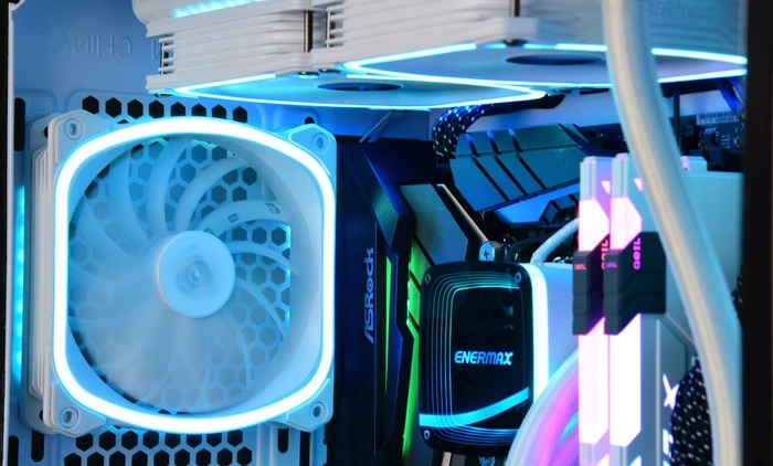 Enermax SquA RGB White, weiß, 120mm