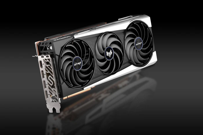 Sapphire Nitro+ Radeon RX 6900 XT, 16GB GDDR6, HDMI, 3x DP, lite retail