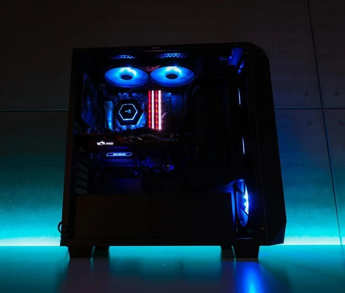 AeroCool Project7 P7-C0 Pro schwarz, Glasfenster