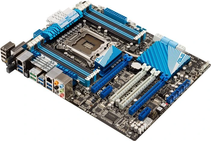 ASUS P9X79 Deluxe (Intel 2011-0)