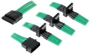 BitFenix Alchemy SATA-Stromadapter 4-Pin [IDE] auf 4x 15-Pin [SATA] 20cm, sleeved grün