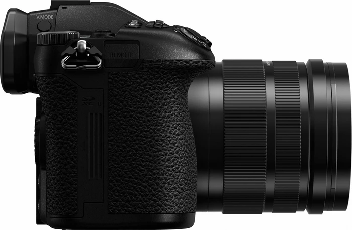 Panasonic Lumix DC-G9 mit Objektiv Leica DG Vario Elmarit 12-60mm 2.8-4.0 ASPH