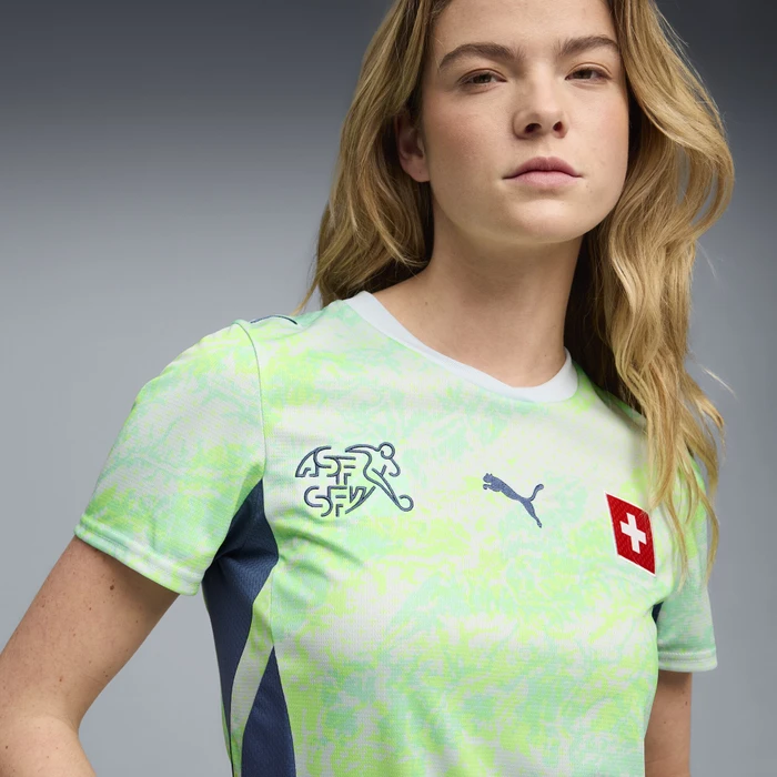 Puma FIFA WM 2026 Schweiz Auswärtstrikot kurzarm sea glass/dark indigo (Damen)